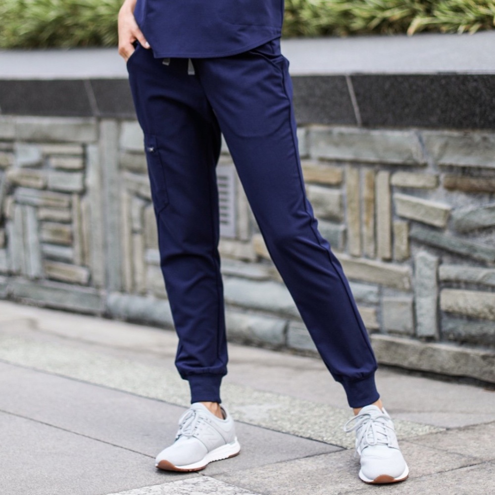 FIGS Zamora Jogger Scrub Pants